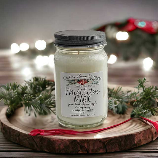 Mistletoe Magic Mason Jar Candle - Dallas Soap Company